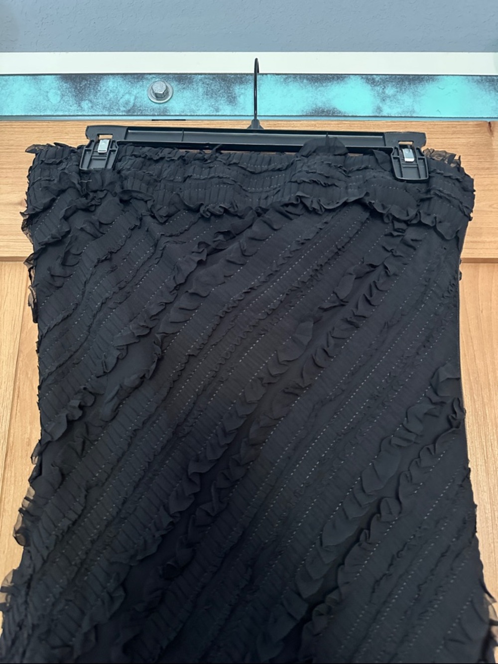 NWT Endless Rose Strapless Ruffled Maxi Dress Black Size Medium - Picture 8 of 9